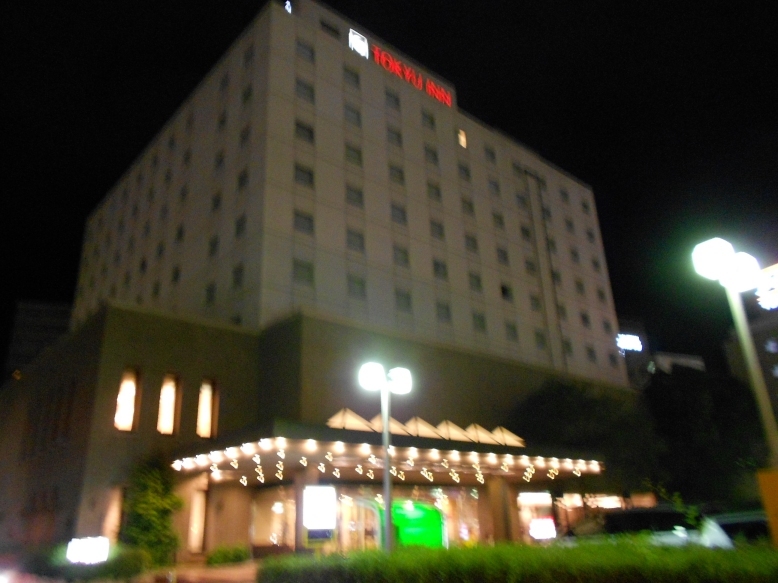 ホテルの夜