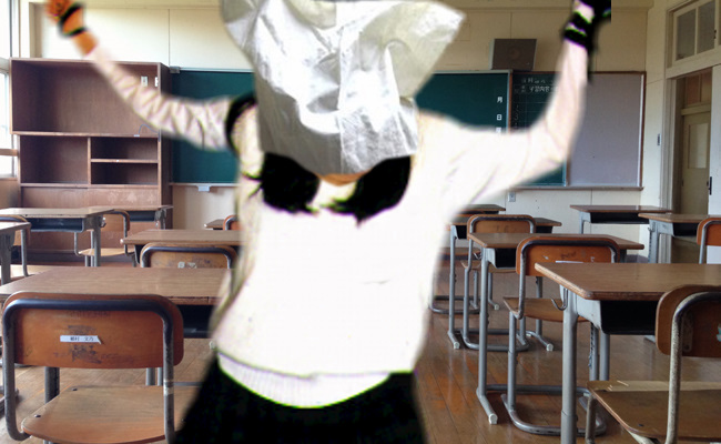 教室両手吊り頭巾