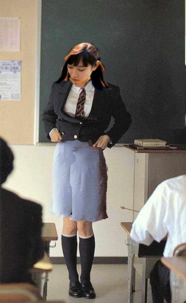 生徒前スカート直し